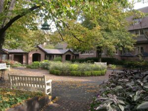 AMERICAN CLUB GARDEN