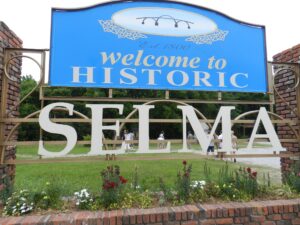 Selmasignsmall